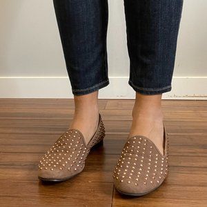 Matiko Tan Loafer with Rose gold Studs -7.5-